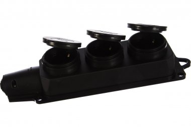 Фотография товара 'Smartbuy SBE-16-3-00-R Розетка, трехместная с защитными крышками каучуковая 230В, 2P+PE'