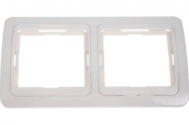 Фотография товара 'Smartbuy SBE-02w-00-FR-2 Рамка 2-местная горизонтальная белая Марс'