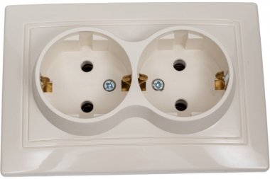 Фотография товара 'Smartbuy SBE-01i-16-S2-Z-c Розетка двойная одноместная с заземлением 16А'