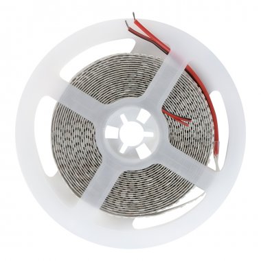 Фотография товара 'Smartbuy SBL-IP20-24V-19-2-3000K LED лента 24V 2835/240'