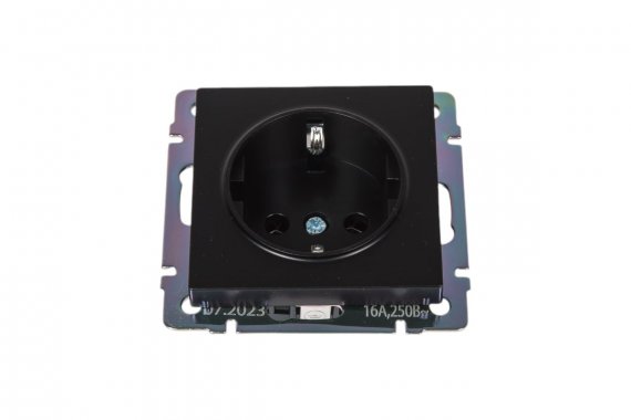 Фотография товара 'Smartbuy SBE-05b-16-S1-Z Розетка с заземлением 16А черная Нептун'