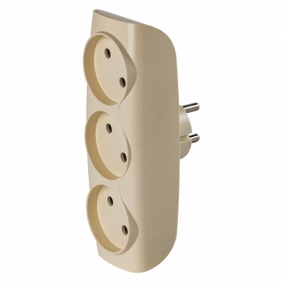 Фотография товара 'Smartbuy SBE-10-A04i-3 Разветвитель сетевой Тройник , 3 гнезда без заземления 10А 250B'