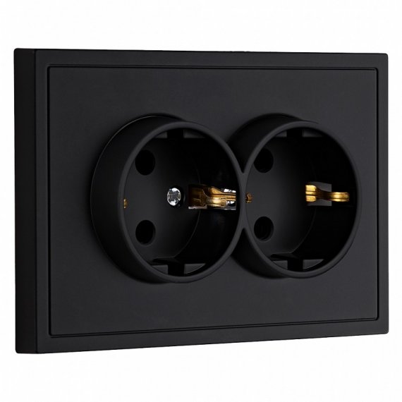 Фотография товара 'Smartbuy SBE-09b-16-S2-Z Розетка двойная с заземлением 16А'