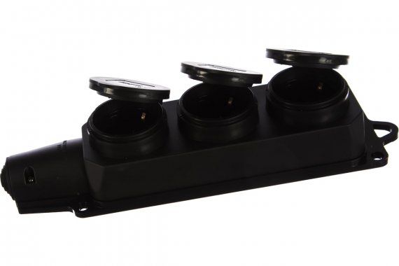 Фотография товара 'Smartbuy SBE-16-3-00-R Розетка, трехместная с защитными крышками каучуковая 230В, 2P+PE'